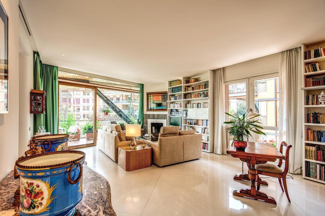 Terrazza Piccolomini: Elegant Apartment Stunning View Over Rome/St Peter'S Dome מראה חיצוני תמונה