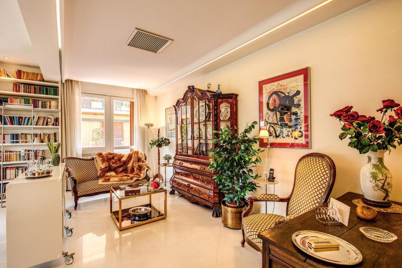 Terrazza Piccolomini: Elegant Apartment Stunning View Over Rome/St Peter'S Dome מראה חיצוני תמונה