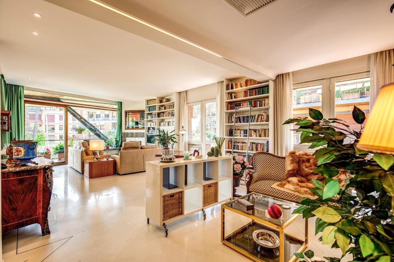Terrazza Piccolomini: Elegant Apartment Stunning View Over Rome/St Peter'S Dome מראה חיצוני תמונה