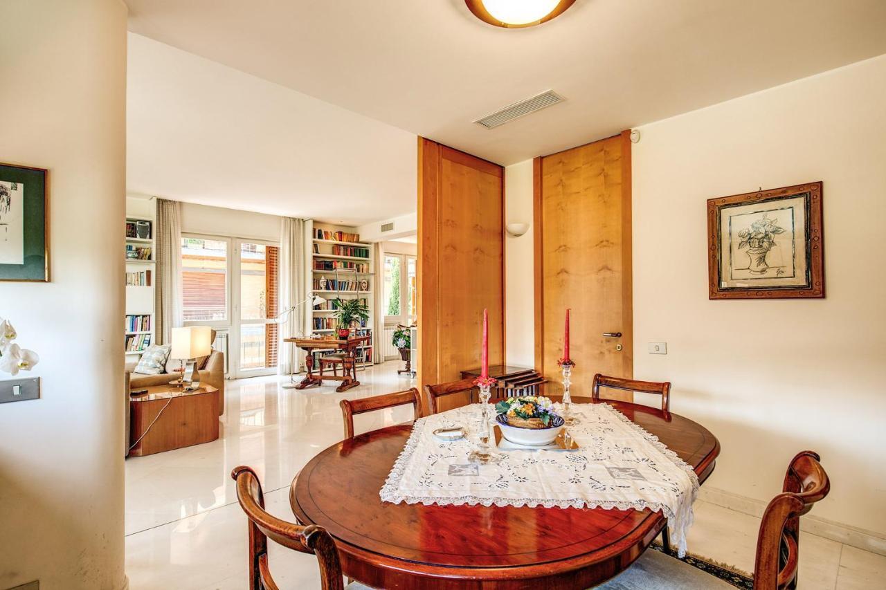 Terrazza Piccolomini: Elegant Apartment Stunning View Over Rome/St Peter'S Dome מראה חיצוני תמונה