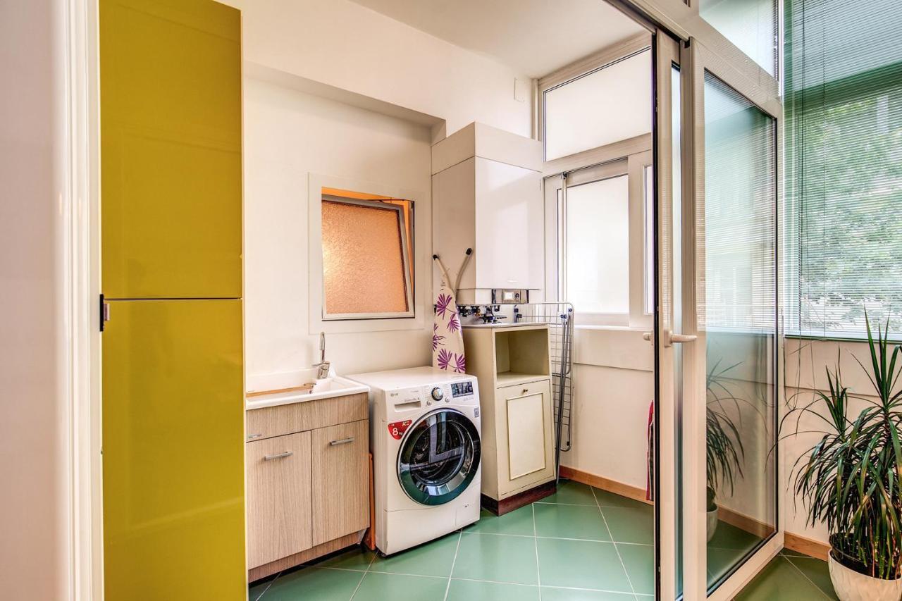 Terrazza Piccolomini: Elegant Apartment Stunning View Over Rome/St Peter'S Dome מראה חיצוני תמונה