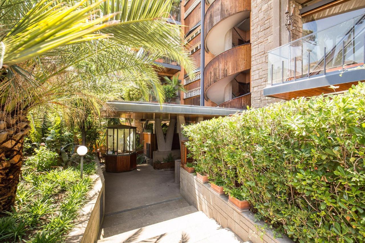 Terrazza Piccolomini: Elegant Apartment Stunning View Over Rome/St Peter'S Dome מראה חיצוני תמונה