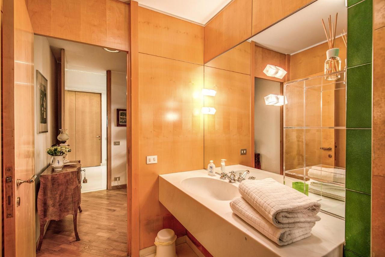 Terrazza Piccolomini: Elegant Apartment Stunning View Over Rome/St Peter'S Dome מראה חיצוני תמונה