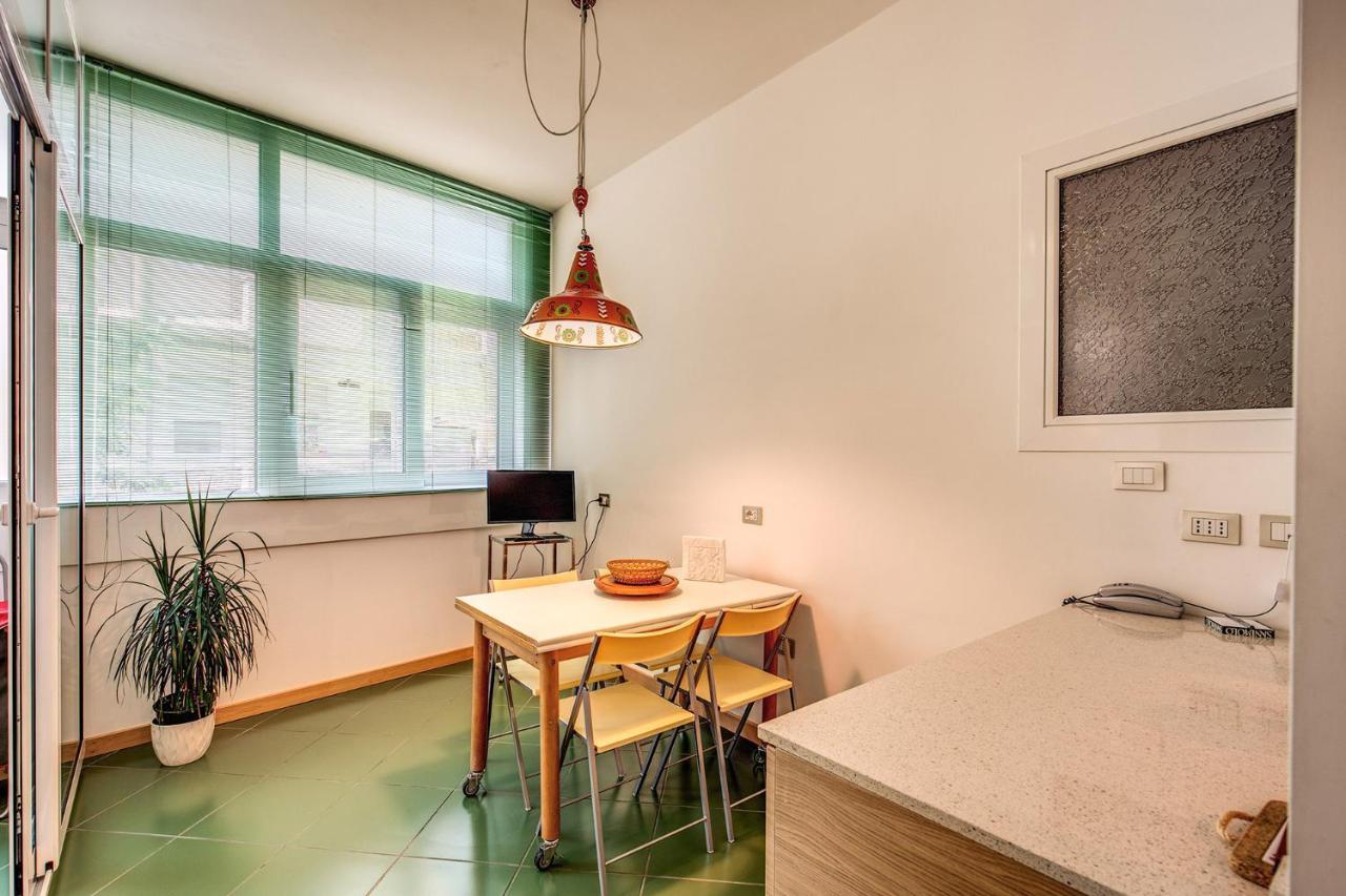Terrazza Piccolomini: Elegant Apartment Stunning View Over Rome/St Peter'S Dome מראה חיצוני תמונה